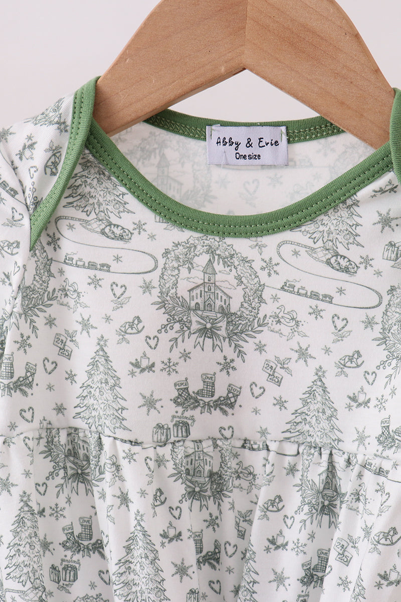 Christmas Tree Print Newborn Gown