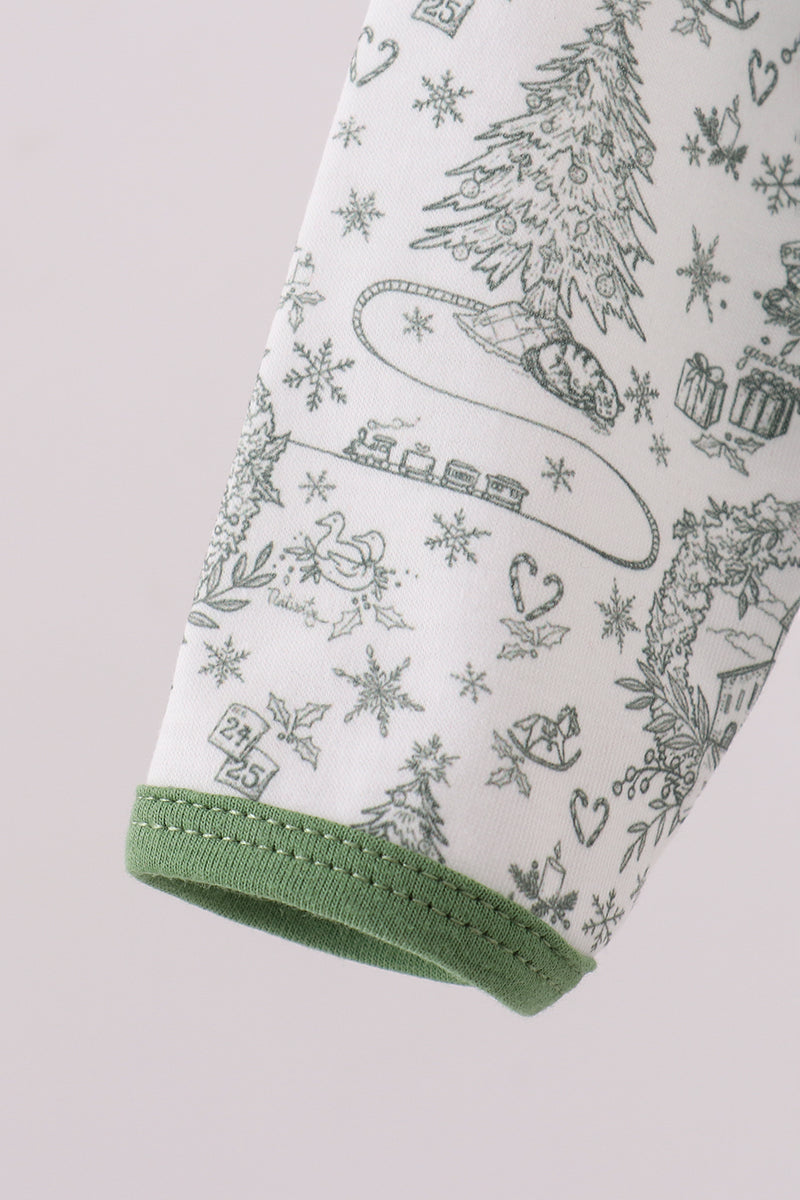 Christmas Tree Print Newborn Gown