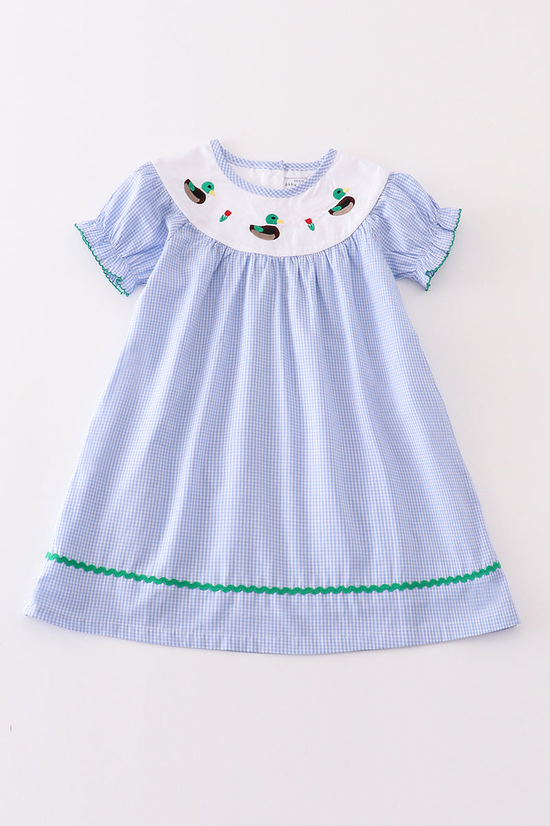 duck embroidered baby dress
girls gingham dress with ducks
toddler farm-themed dress
blue and green boutique dress
southern style baby dress