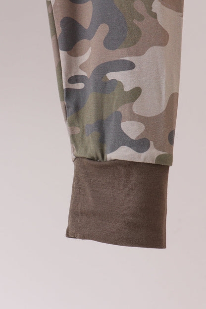 Camo Two-Piece Pajama Set – Long Sleeve & Pants