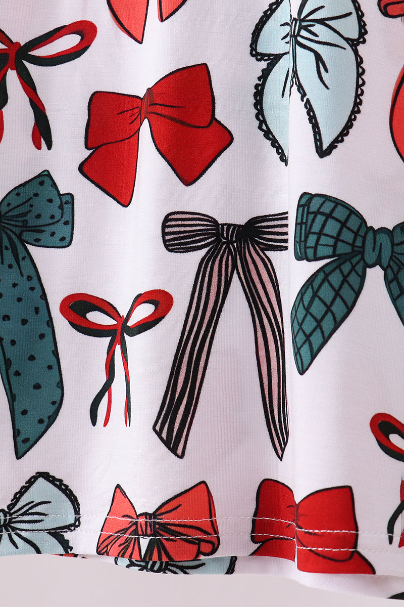 Kids Holiday Pajama Set – Red & Green Bow Print Long Sleeve Top and Pants