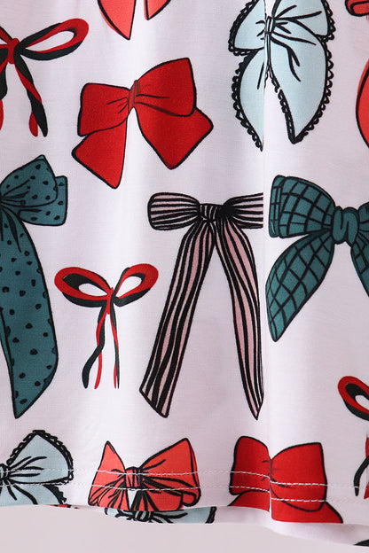 Kids Holiday Pajama Set – Red & Green Bow Print Long Sleeve Top and Pants