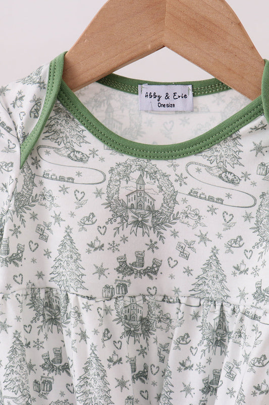 Christmas Tree Print Newborn Gown